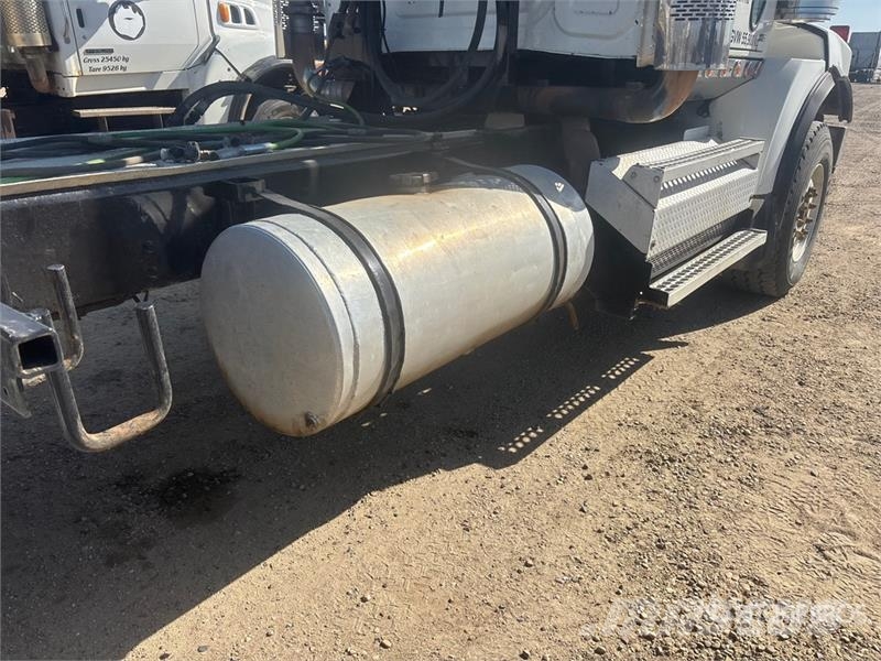 Western Star 4900 8x6 Tri/A Day Cab Truck Tractor Sattelzugmaschinen