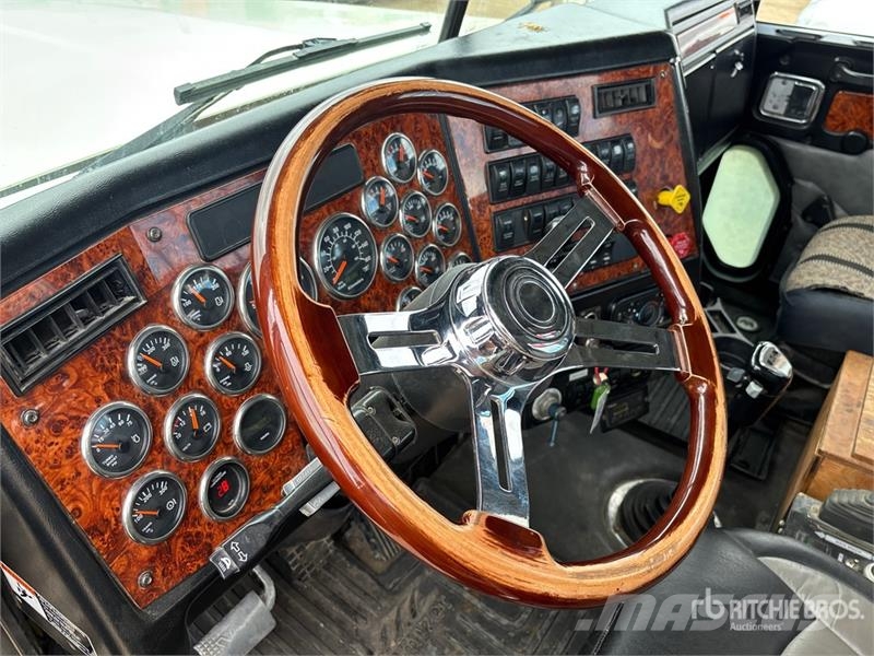 Western Star 4900 8x6 Winch Truck Hinausautot