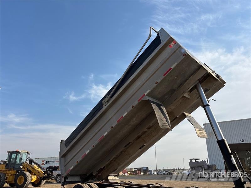 Western Star 4900 8x6 Sleeper Tri/A Dump Truck Kipper