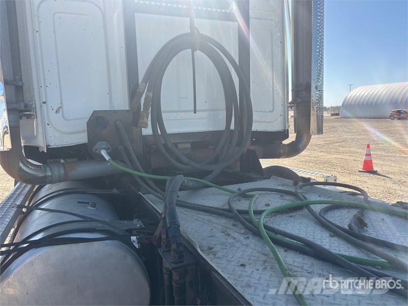 Western Star 4900 8x6 Tri/A Day Cab Truck Tractor Sattelzugmaschinen