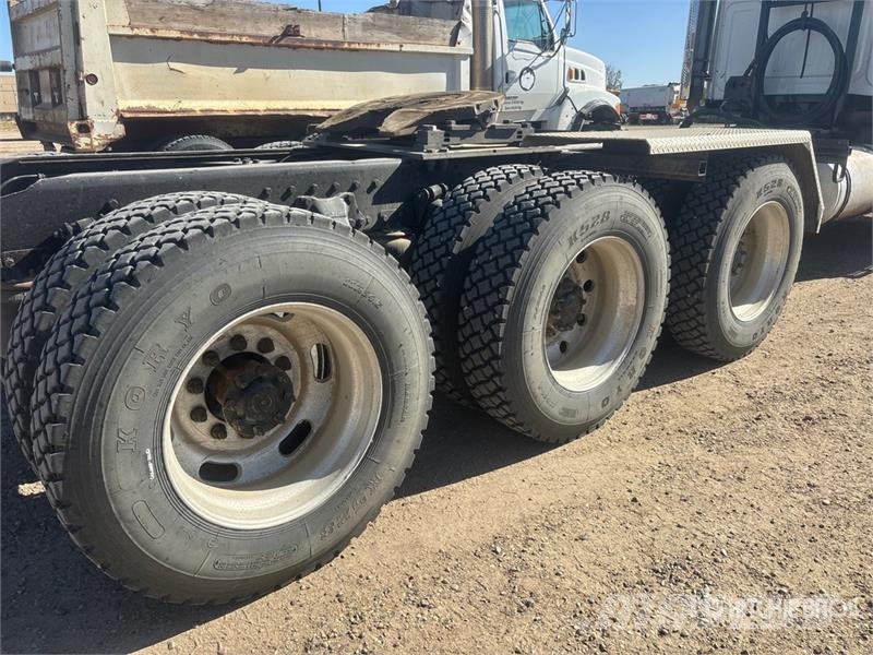 Western Star 4900 8x6 Tri/A Day Cab Truck Tractor Sattelzugmaschinen