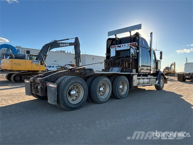 Western Star 4900 8x6 Sleeper Winch Truck Recovery vehicles