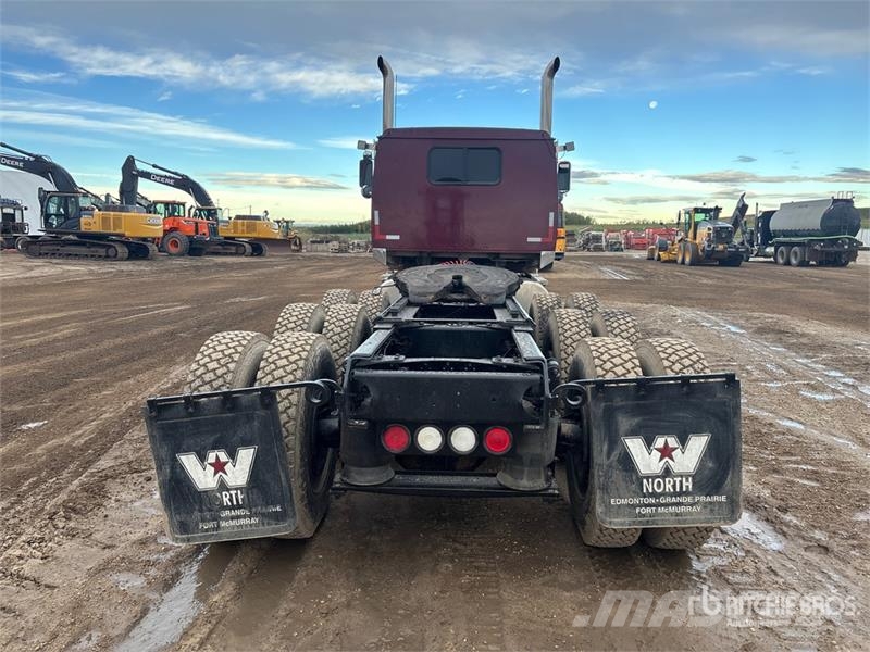 Western Star 4900 8x6 Tri/A Sleeper Truck Tractor Tegljači