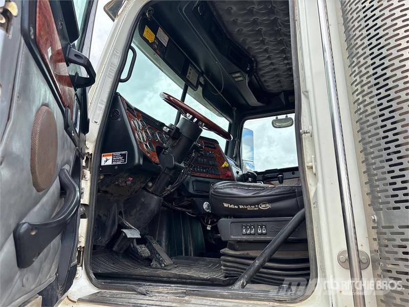 Western Star 4900 8x6 Winch Truck Hinausautot