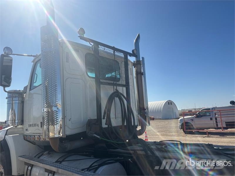 Western Star 4900 8x6 Tri/A Day Cab Truck Tractor Sattelzugmaschinen