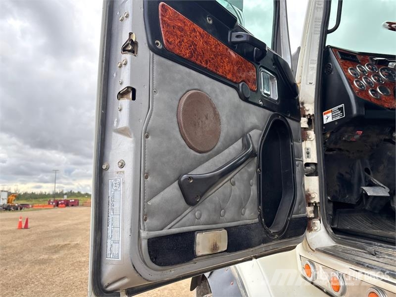 Western Star 4900 8x6 Winch Truck Hinausautot