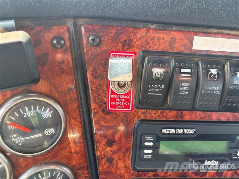 Western Star 4900 8x6 Texas Bed Winch Truck Hinausautot