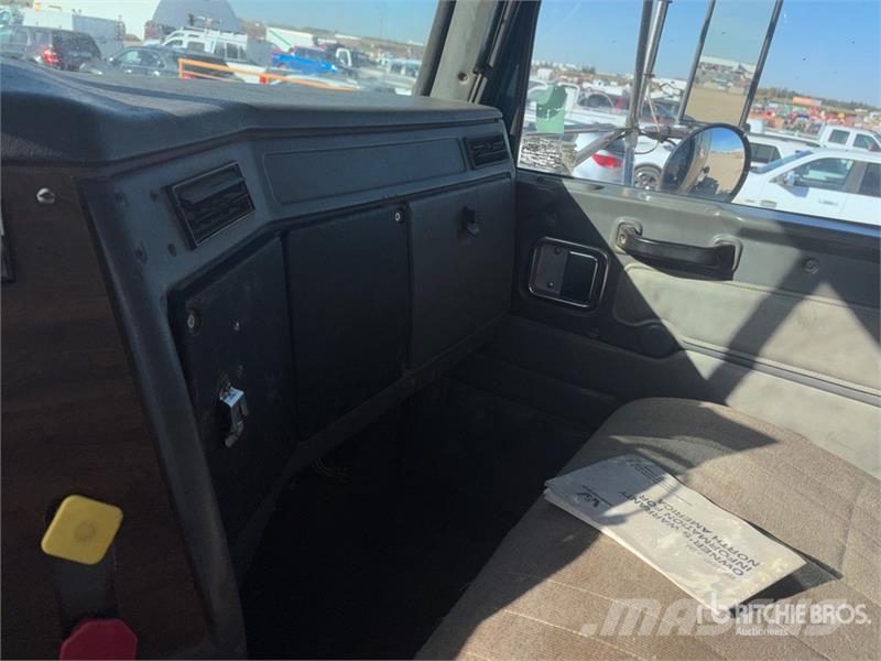 Western Star 4900 FA 6x4 T/A Day Cab Truck Tractor Motrici e Trattori Stradali