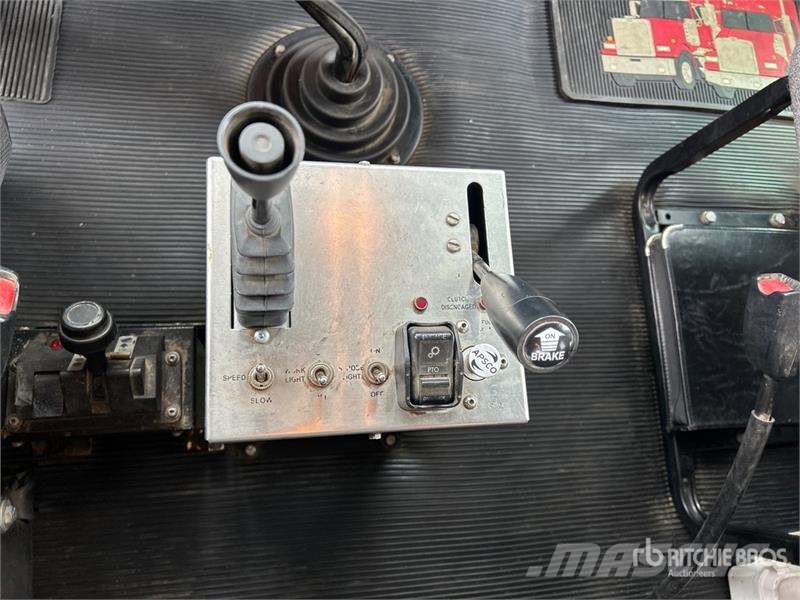 Western Star 4900 FA 6x4 Sleeper Winch Truck Recovery vozila