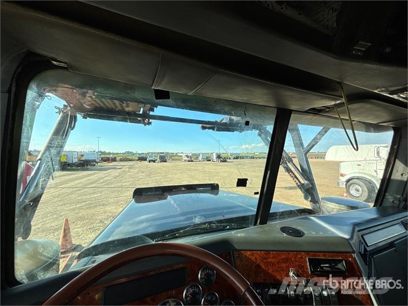 Western Star 4900FA Autotransporteri