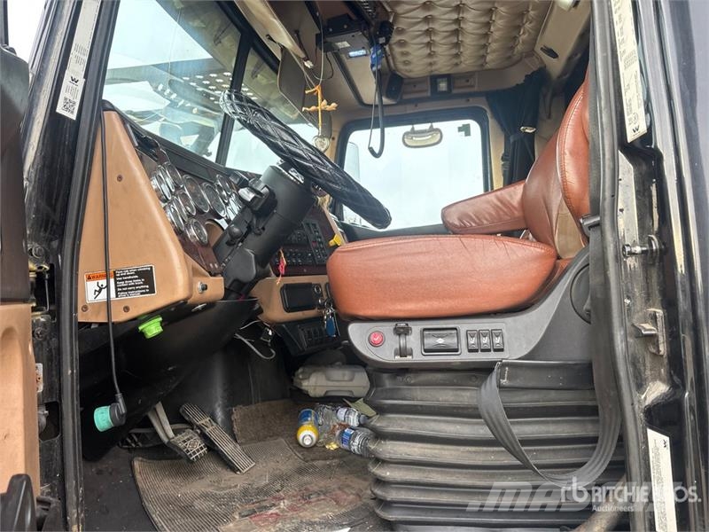 Western Star 4900FA Autotransporteri