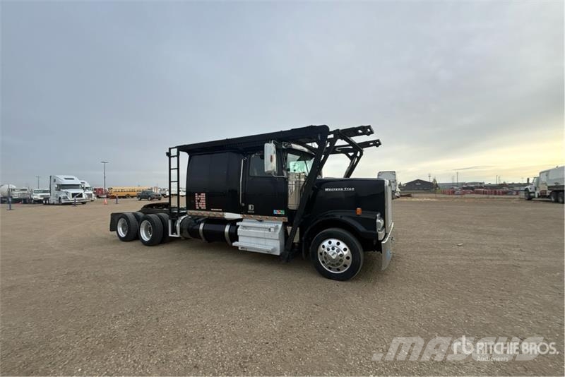Western Star 4900FA Autotransporteri