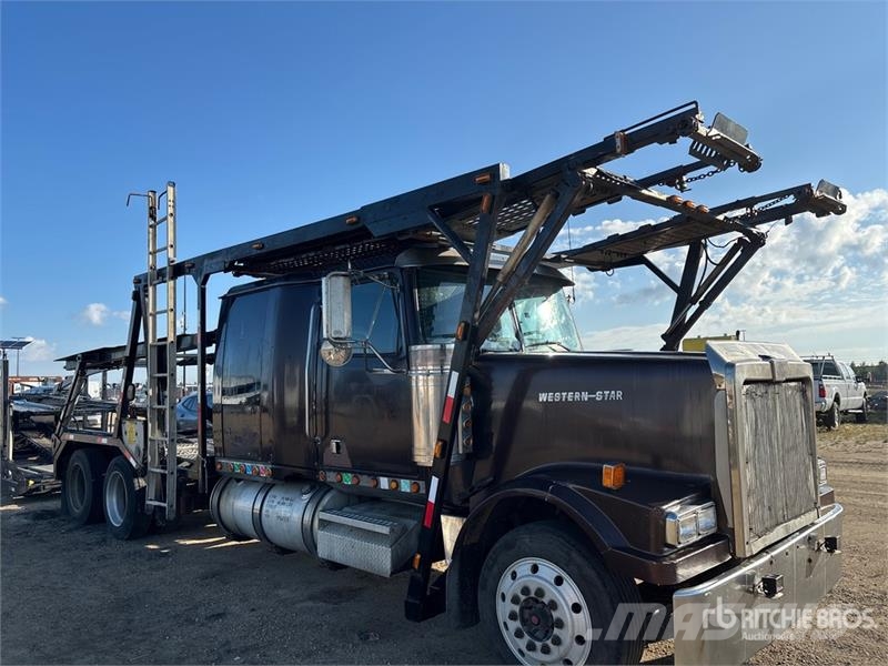 Western Star 4900FA Autotransporteri