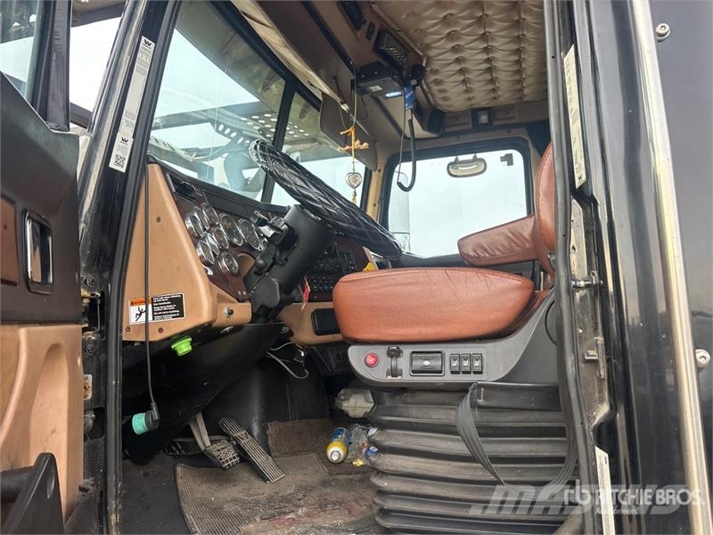 Western Star 4900FA Autotransporteri