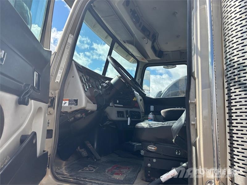 Western Star 4900FA 6x4 T/A Sleeper Truck Tractor Motrici e Trattori Stradali