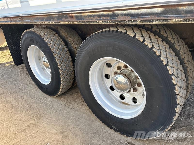 Western Star 4900FA 6x4 Mud Mixing Truck 其他货车
