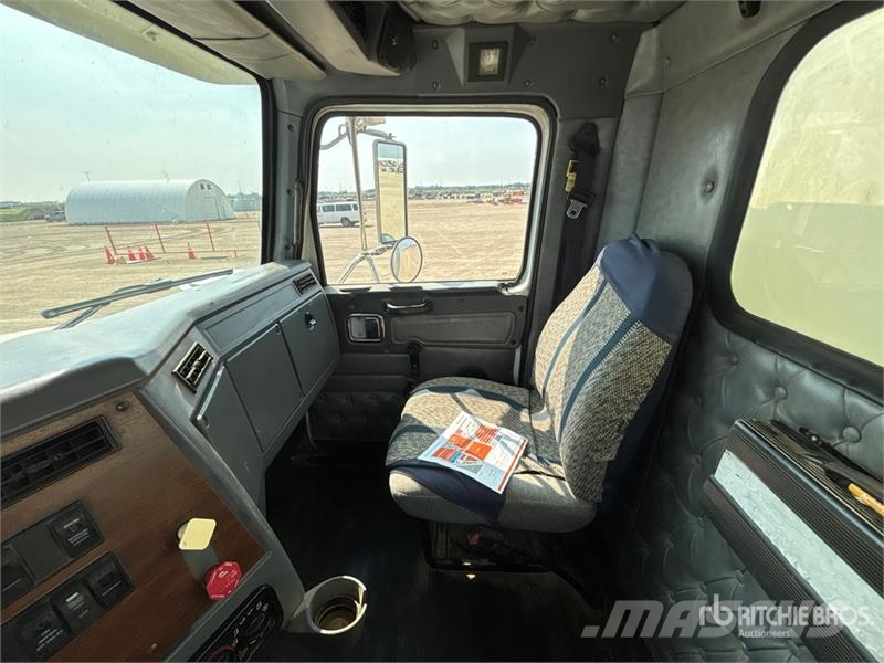 Western Star 4900FA 6x4 Mud Mixing Truck 其他货车