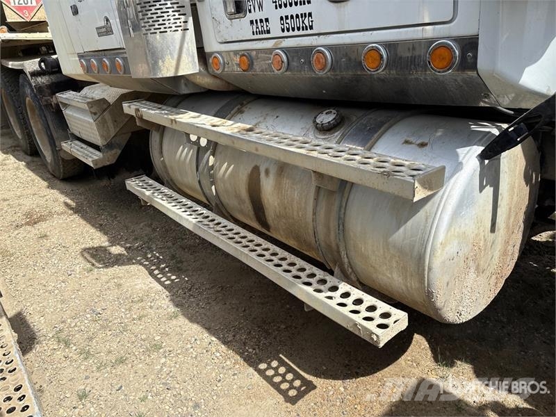 Western Star 4900FA 6x4 T/A Sleeper Truck Tractor Dragbilar