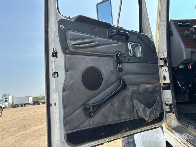 Western Star 4900FA 6x4 Mud Mixing Truck 其他货车