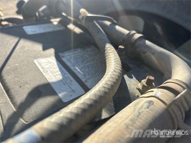 Western Star 4900SA 6x4 T/A Sleeper Truck Tractor 中古トラクターヘッド | トレーラーヘッド
