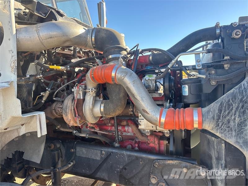 Western Star 4900SA 6x4 T/A Sleeper Truck Tractor Седельные тягачи