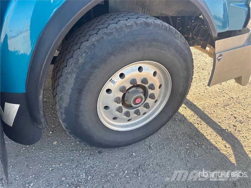 Western Star 4900SA 6x4 T/A Sleeper Truck Tractor 中古トラクターヘッド | トレーラーヘッド