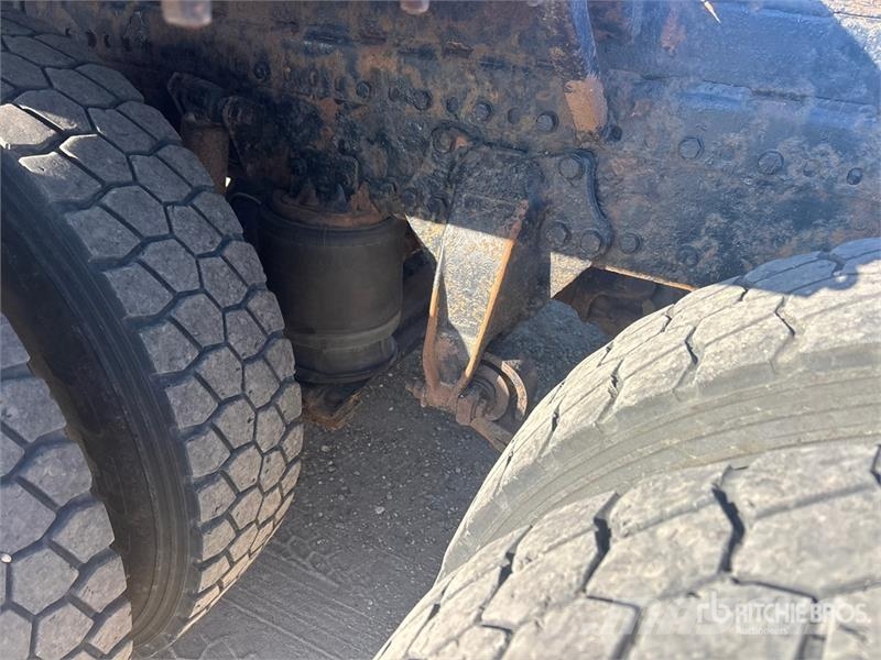 Western Star 4900SA 6x4 T/A Sleeper Truck Tractor 中古トラクターヘッド | トレーラーヘッド