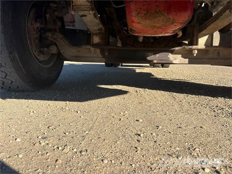 Western Star 4900SA 6x4 T/A Sleeper Truck Tractor Седельные тягачи