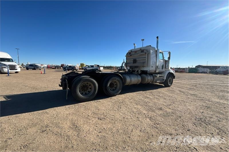 Western Star 4900SA 6x4 T/A Sleeper Truck Tractor Седельные тягачи