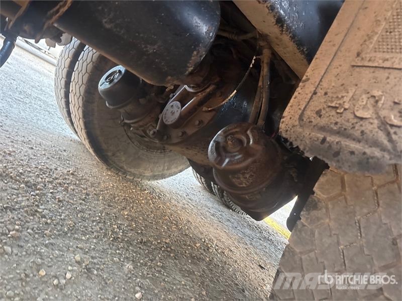 Western Star 4900SA 6x4 T/A Dump Truck Kiperi kamioni