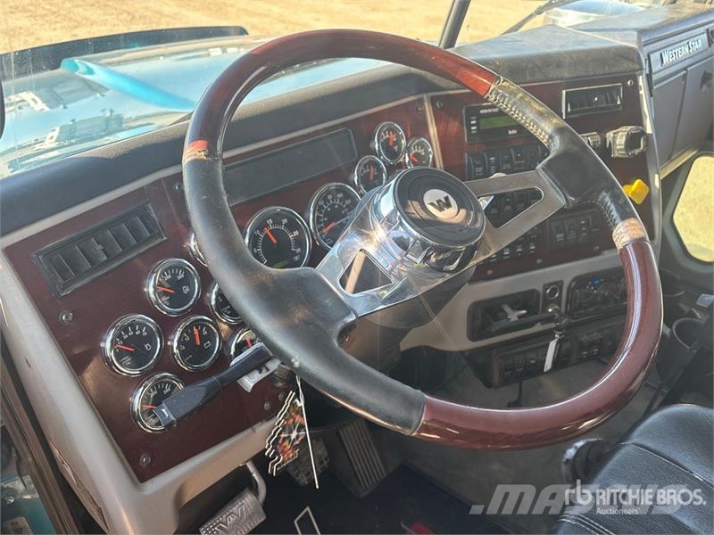 Western Star 4900SA 6x4 T/A Sleeper Truck Tractor 中古トラクターヘッド | トレーラーヘッド