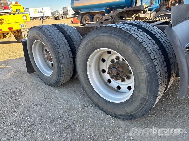 Western Star 4900SA 6x4 T/A Sleeper Truck Tractor Dragbilar