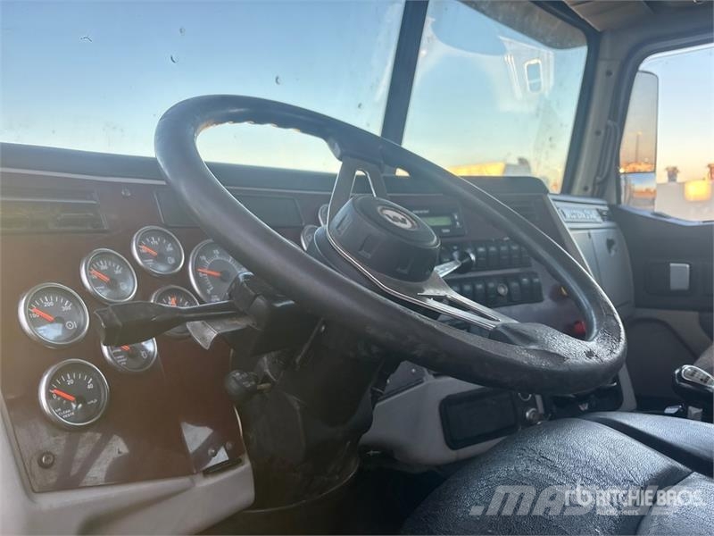 Western Star 4900SA 6x4 T/A Dump Truck Kiperi kamioni
