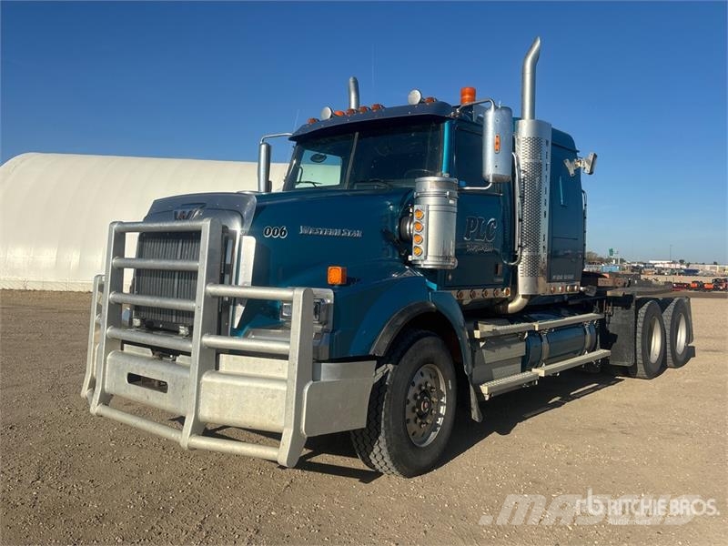 Western Star 4900SA 6x4 T/A Sleeper Truck Tractor 中古トラクターヘッド | トレーラーヘッド