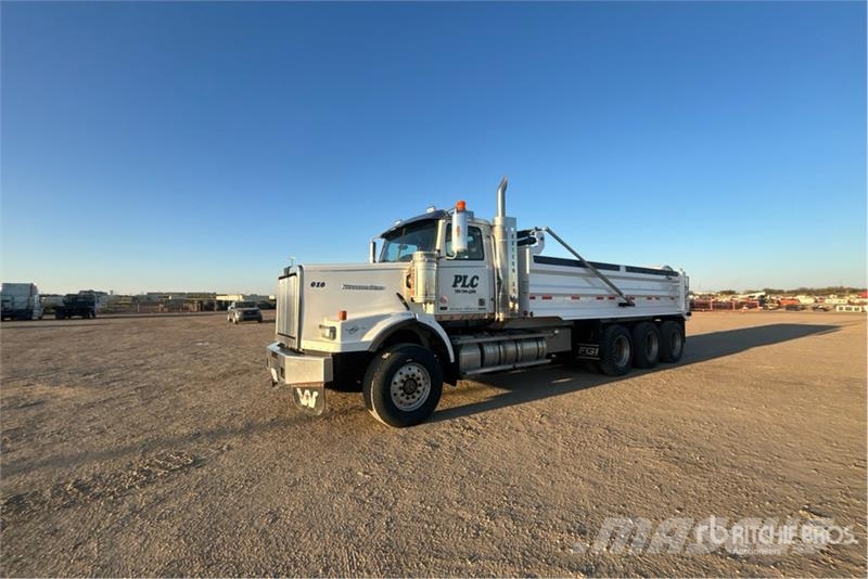 Western Star 4900SA 8x6 Tri/A Dump Truck Sora- ja kippiautot