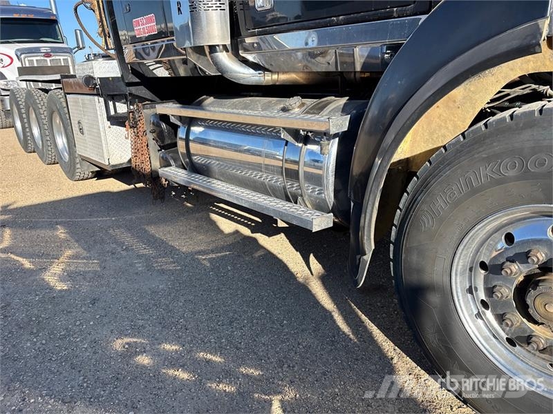 Western Star 4900SA 8x6 Sleeper Winch Truck Evakuators ar manipulatoru