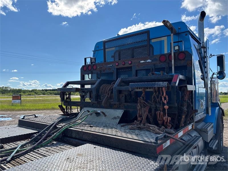 Western Star 4900SA 8x6 Sleeper Winch Truck Vehículos de reciclaje