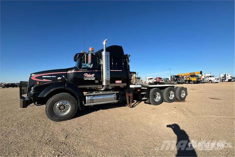 Western Star 4900SA 8x6 Sleeper Winch Truck Evakuators ar manipulatoru