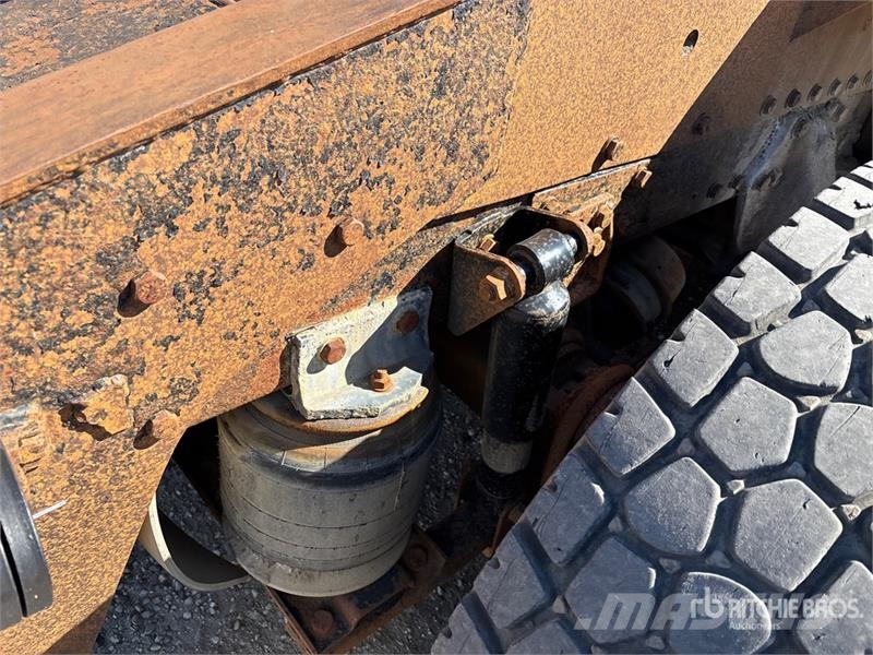 Western Star 4900SA 8x6 Sleeper Winch Truck Hinausautot