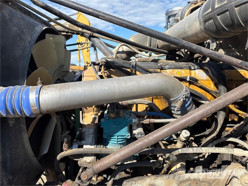 Western Star 4900SA 8x6 Sleeper Winch Truck Vehículos de reciclaje