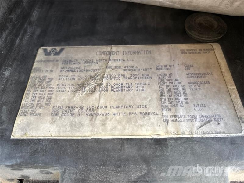 Western Star 4900SA 8x6 Sleeper Winch Truck مركبات إصلاح الأعطال