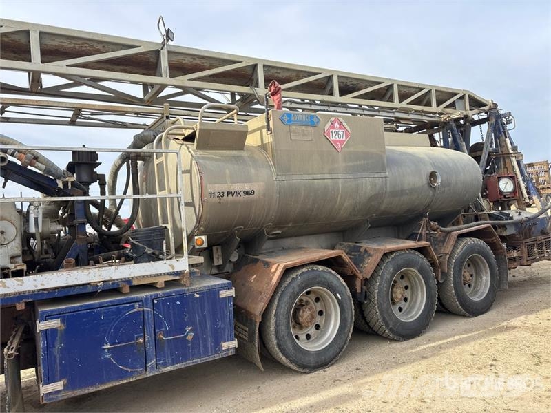 Western Star 4900SA 8x6 Flushby Tanker Truck (Inoperable) Camiões-cisterna