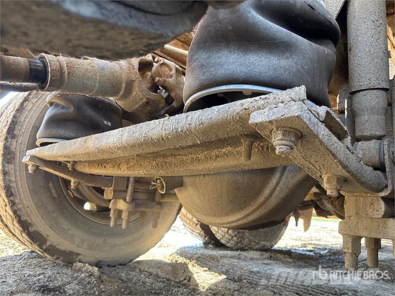 Western Star 4900SA 8x6 Sleeper Winch Truck Vehículos de reciclaje