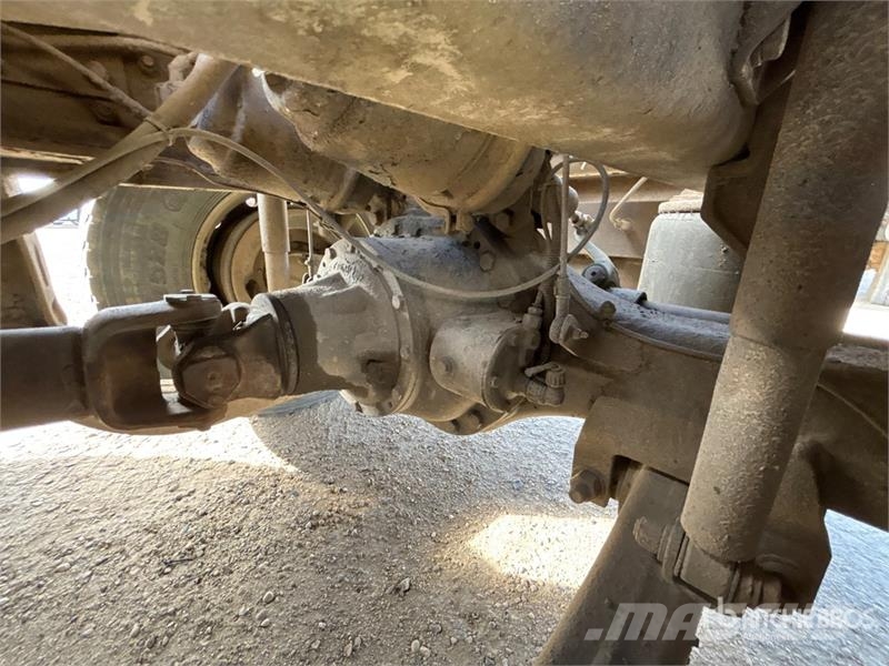 Western Star 4900SA 8x6 Sleeper Winch Truck مركبات إصلاح الأعطال