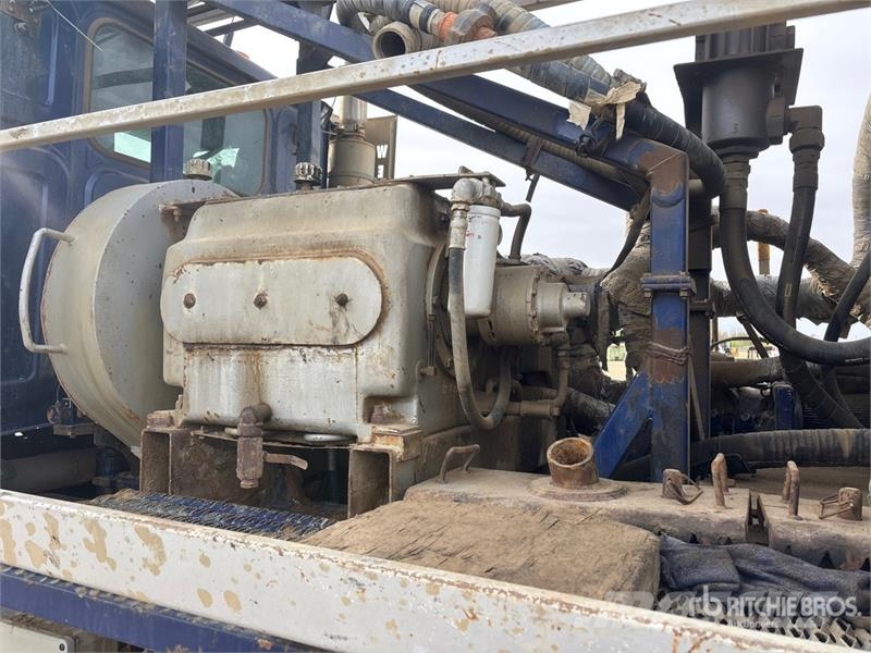 Western Star 4900SA 8x6 Flushby Tanker Truck (Inoperable) Camiões-cisterna