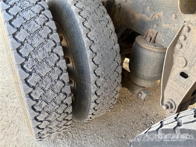 Western Star 4900SA 8x6 Sleeper Winch Truck مركبات إصلاح الأعطال