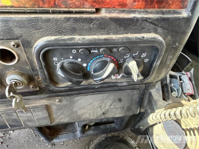 Western Star 4900SA 8x6 Sleeper Winch Truck Vehículos de reciclaje