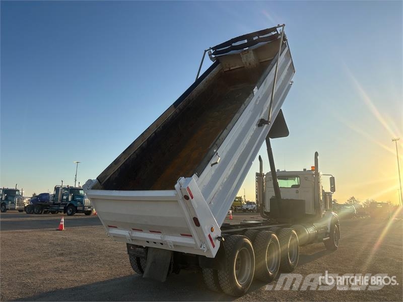 Western Star 4900SA 8x6 Tri/A Dump Truck Sora- ja kippiautot