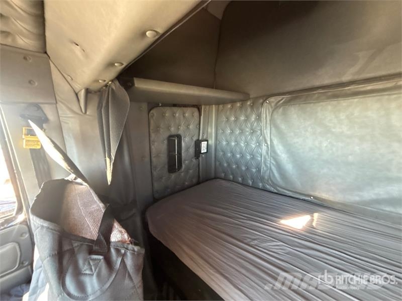 Western Star 4900SA 8x6 Sleeper Winch Truck Evakuators ar manipulatoru