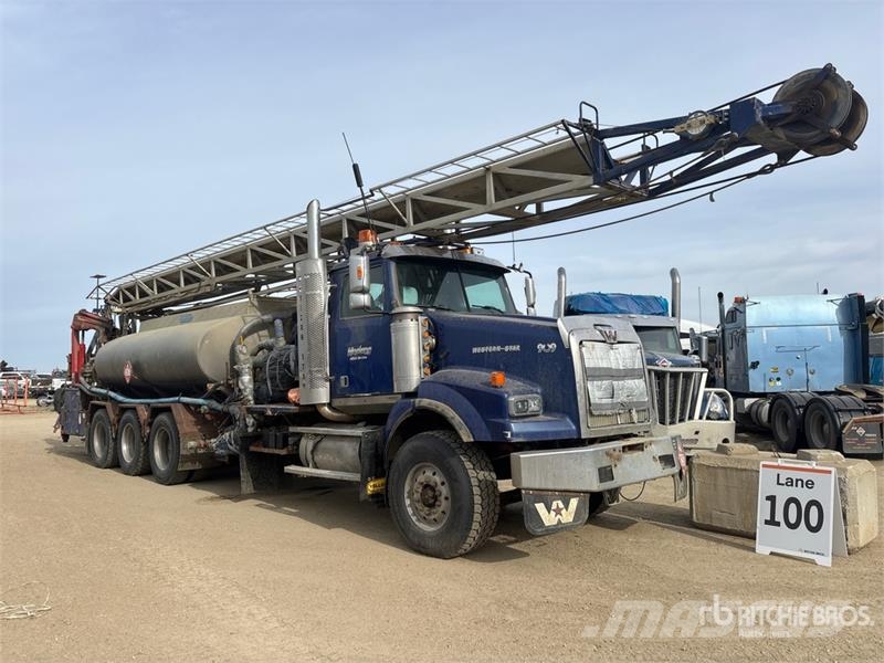 Western Star 4900SA 8x6 Flushby Tanker Truck (Inoperable) Camiões-cisterna